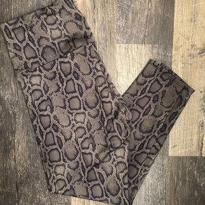 Onzie High-Waisted Leggings